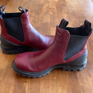 Ecco short pull on booties WORN ONCE!